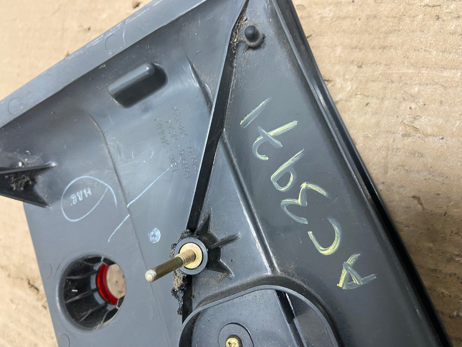 1997 1998 1999 Lexus ES300 Right Passenger Side Tail Light Inner Oem AC3971 LK5