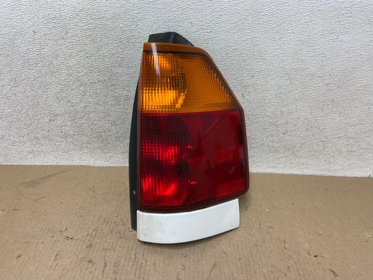 2002-2009 GMC Envoy Right Passenger RH Side Tail Light AH7671 LK0