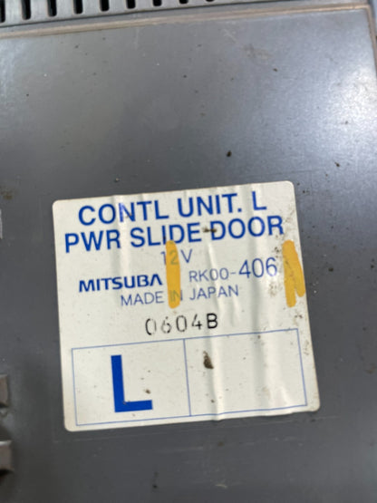2005 - 2007 Honda Odyssey Rear Left Driver Sliding Door Module X0472 DG3