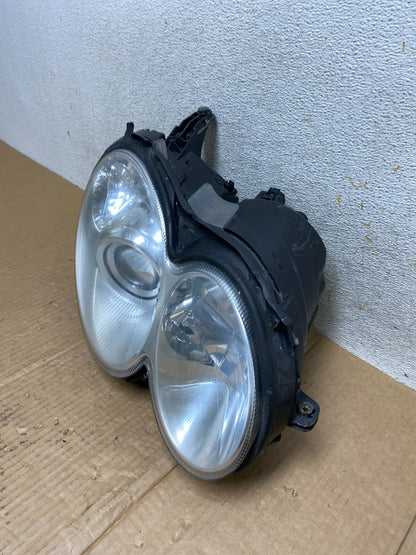 2003-2005 Mercedes Benz W209 CLK CLK350 Right Passenger Xenon Headlight AI65091