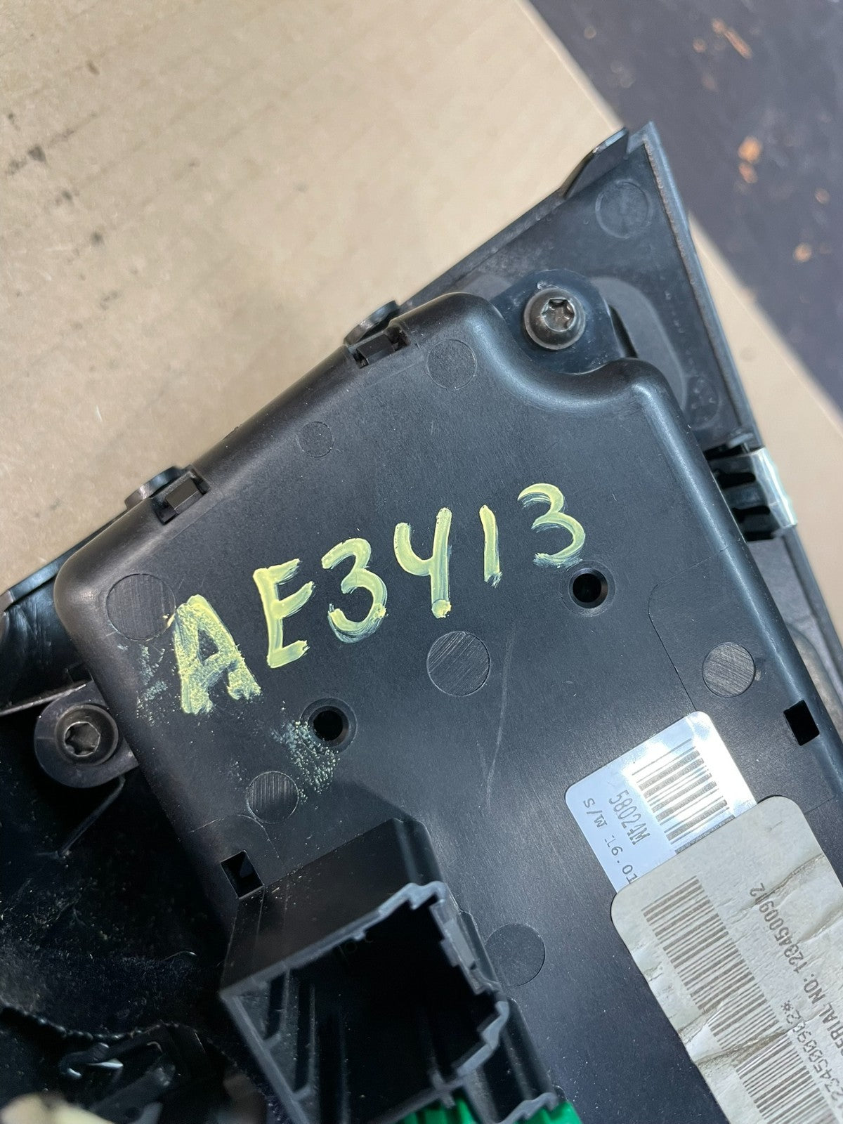 2011-2014 Chrysler 200 Heater AC Climate Switch Temperature Control AE3413 DG9