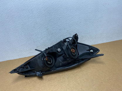 2004-2005 Toyota Sienna Left Driver LH Side Halogen Headlight AD4520 DW4