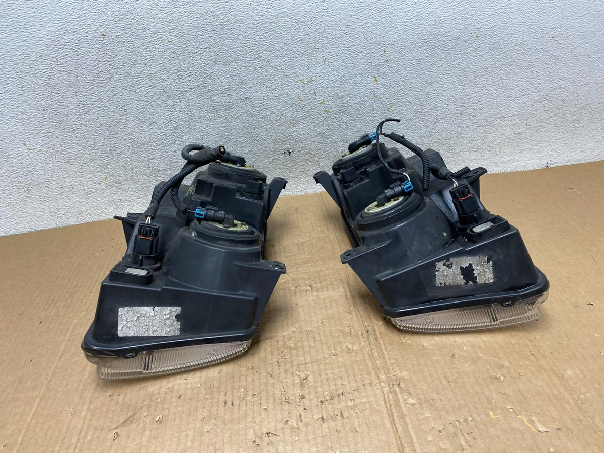 2005 2006 2007 Chrysler 300 Left+Right Halogen Headlights AI4707 DW10