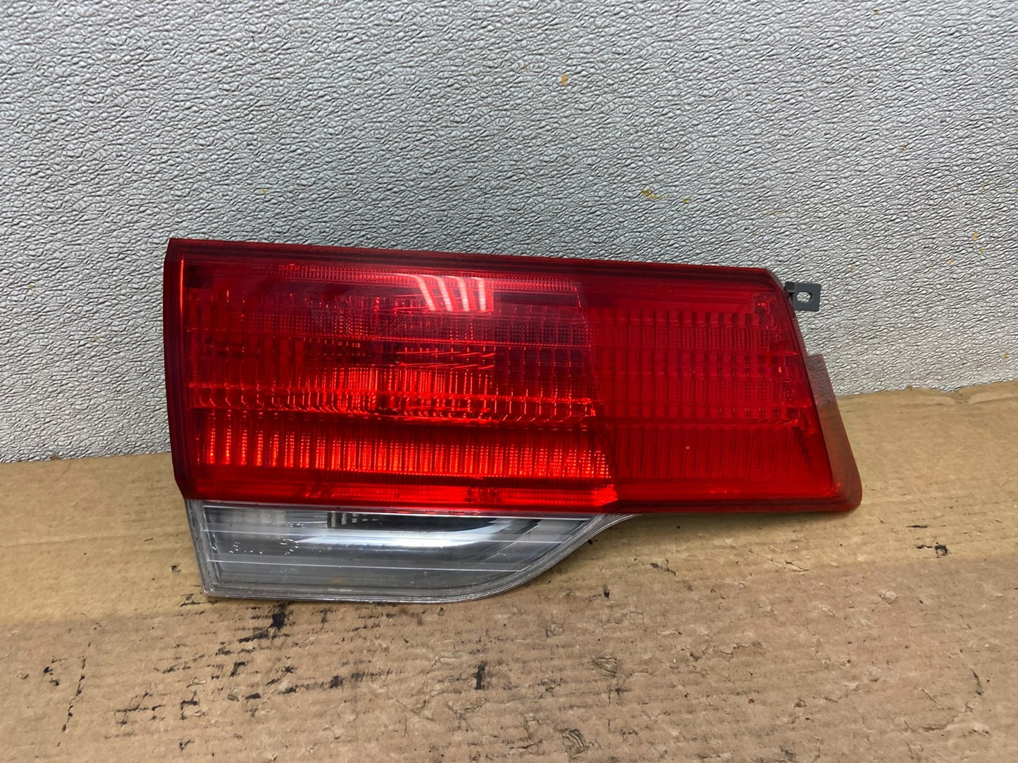 2008 to 2010 Honda Odyssey Left Driver LH Side Tail Light Inner Oem AB3404 LK0