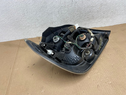 2005 to 2006 Mitsubishi Outlander Right Passenger Side Tail Light AE9115 LK5