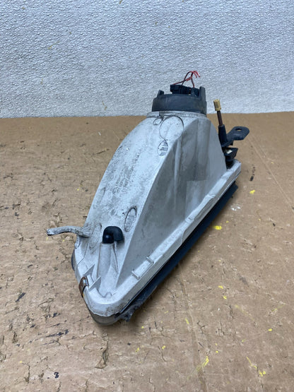 1997 1998 1999 Toyota Camry Right Passenger RH Halogen Headlight V6405 DW4