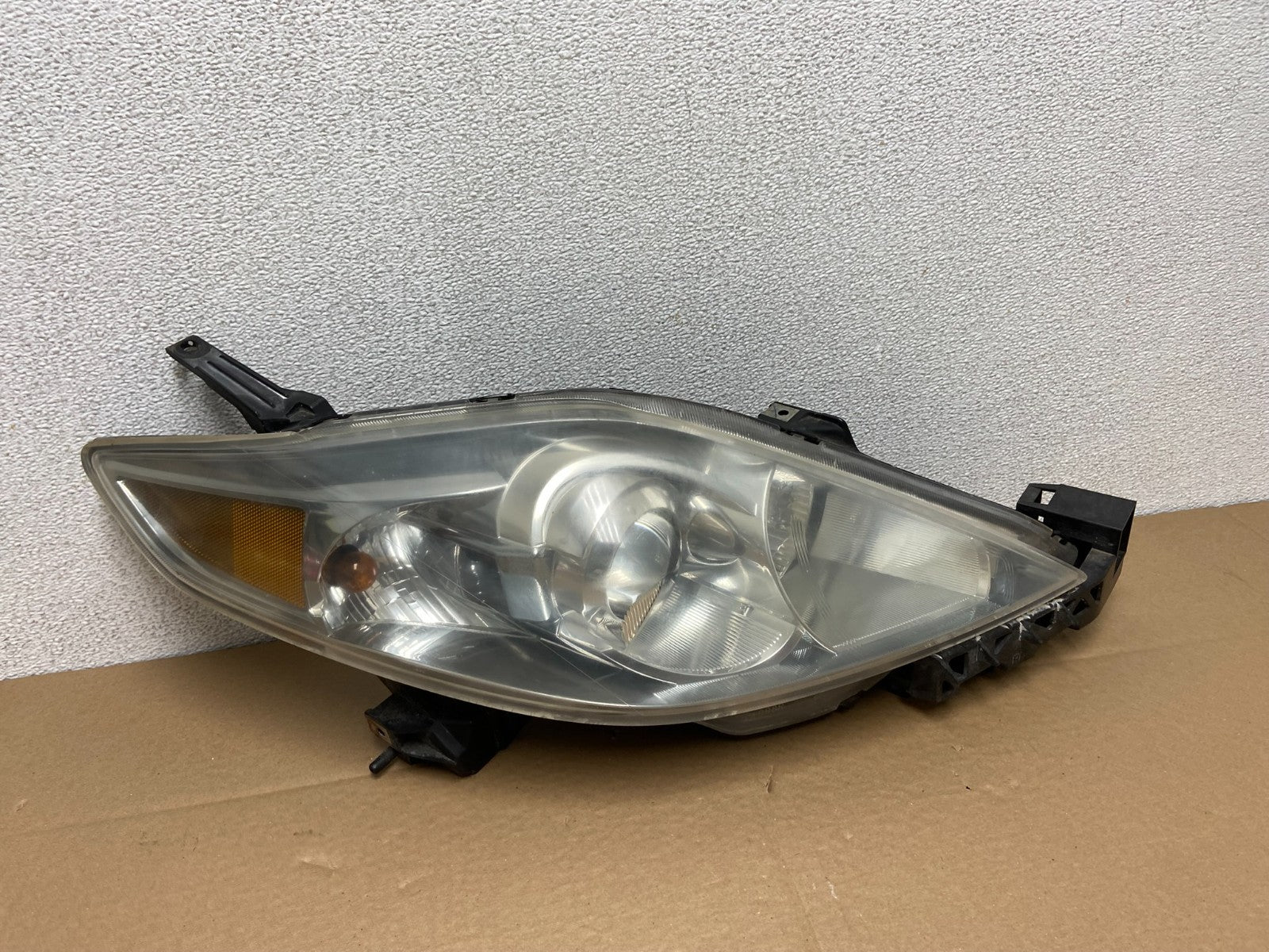 2006 2007 Mazda 5 Right Passenger RH Side Halogen Headlight OEM AB6085 DW0