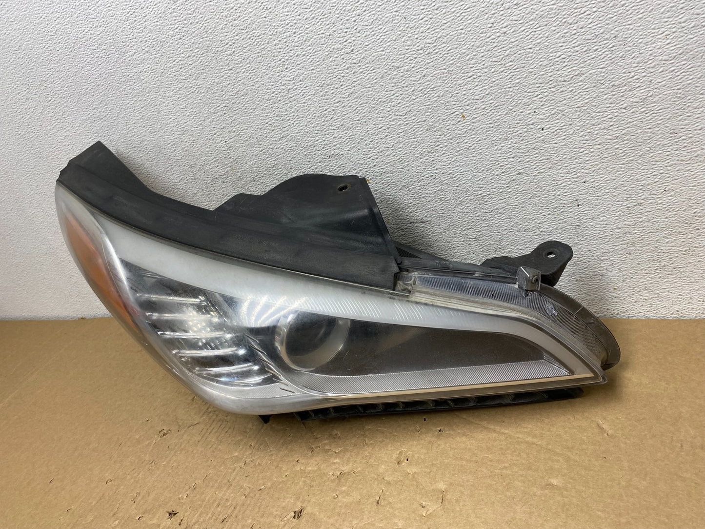 2015-2017 Hyundai Sonata Right Passenger RH Side Halogen Headlight AF7429 DW1
