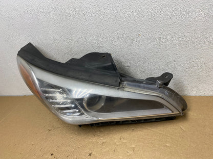 2015-2017 Hyundai Sonata Right Passenger RH Side Halogen Headlight AF7429 DW1
