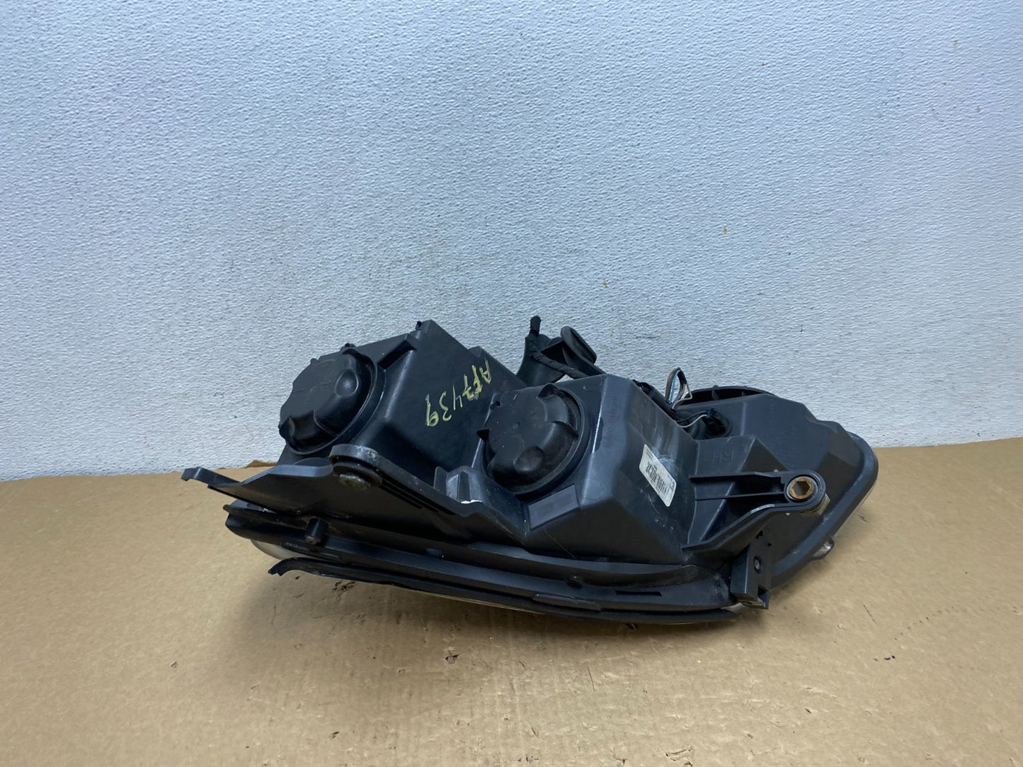 2007-2012 Gmc Acadia Halogen Headlight Right Passenger Side AF7439 DW8