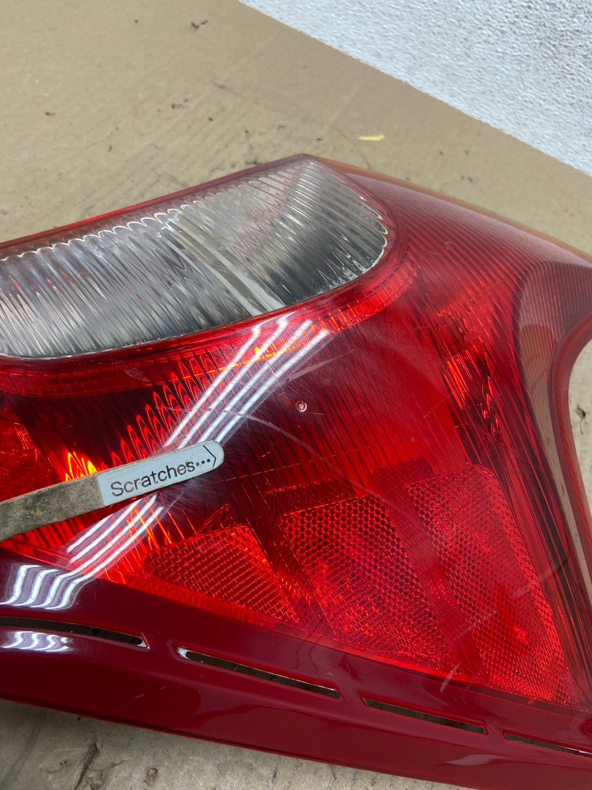 2014 - 2019 Nissan Versa Note Hatchback Right Passenger Tail Light AE8893 LK3