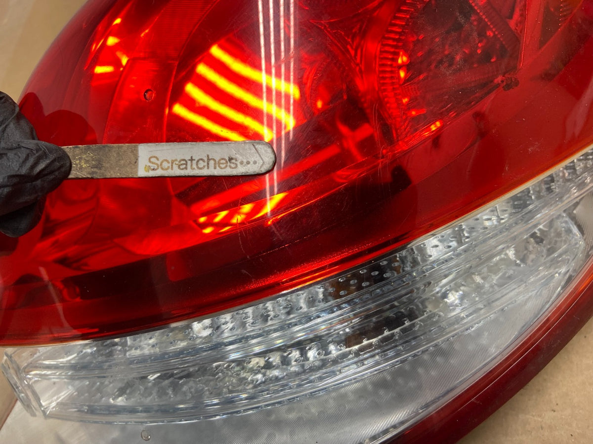 2012 2013 2014 Hyundai Veloster Right Passenger RH Tail light AH4457 DW3