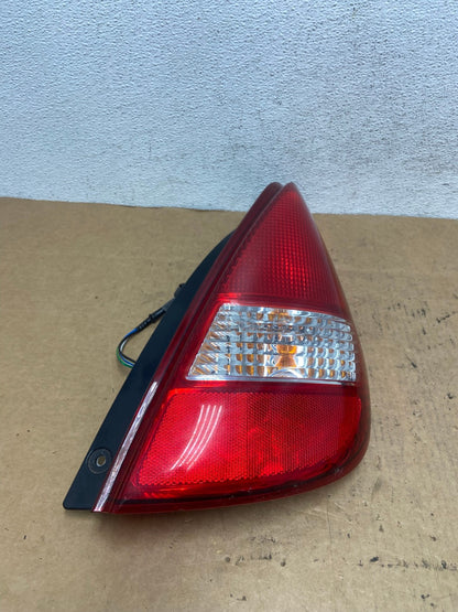 2002 to 2004 Suzuki Aerio Wagon Right Passenger RH Tail Light AD5140 LK2