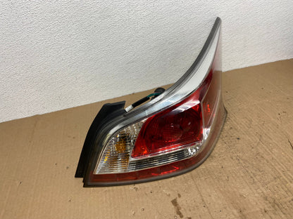 2013 2014 2015 Nissan Altima Right Passenger RH Side Tail Light AB8407 LK2