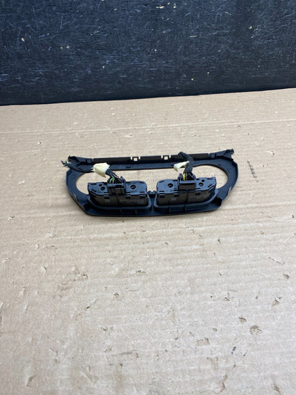 2013 to 2016 Ford Escape Climate Control Trim Panel W/ Switches ag6218 DG3