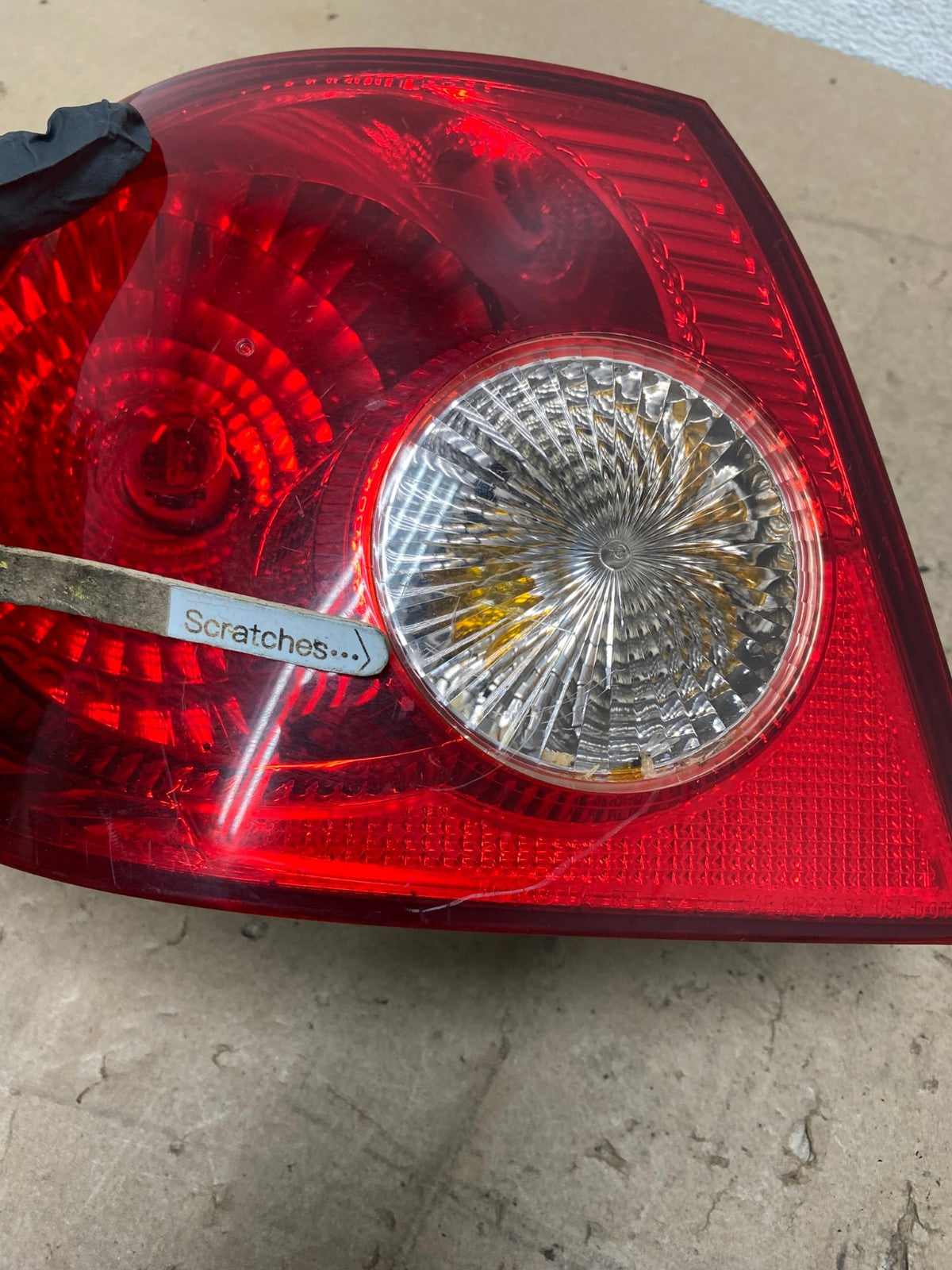 2005 to 2008 Toyota Corolla Left Driver Lh Side Tail Light AG5494 LK3