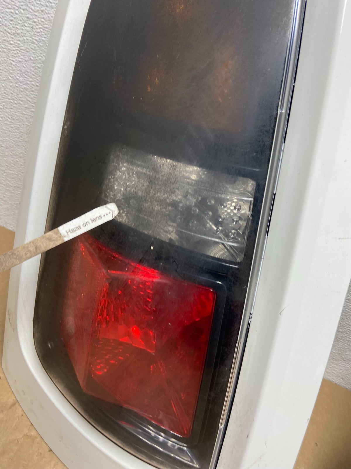 2010 to 2011 Kia Soul Left Driver LH Side Tail Light AG05275