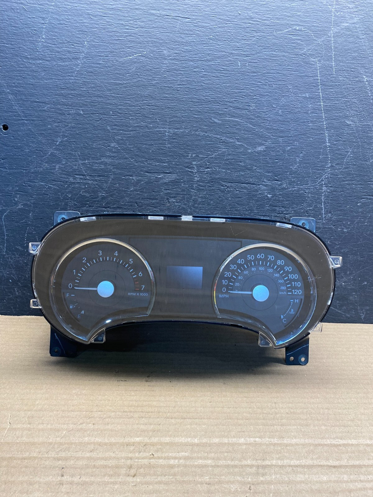 2006 2007 Mercury Mountaineer Speedometer Cluster Gauge AF3837 DW0