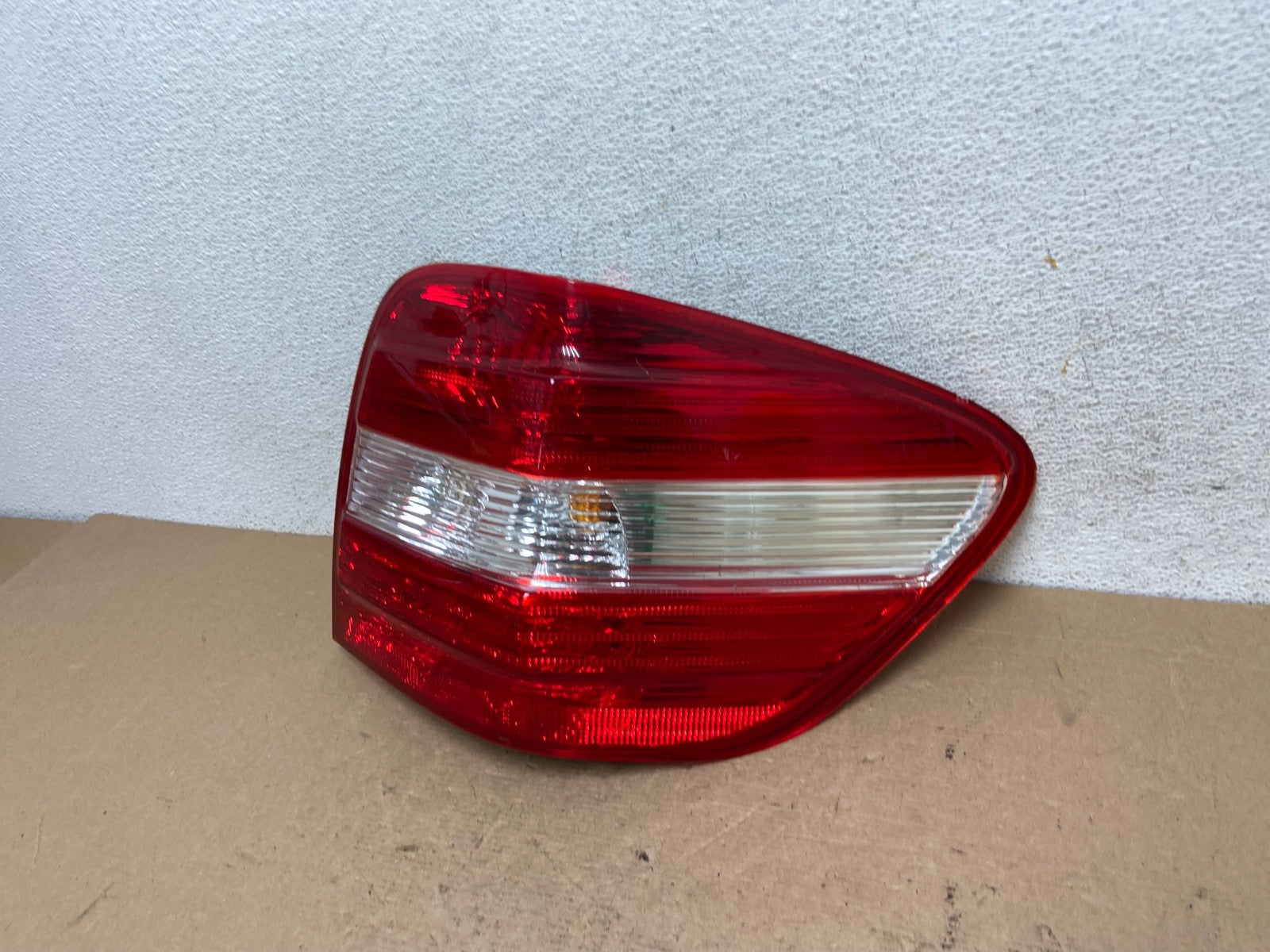 2006 - 2008 Mercedes ML 350 Ml-Class Right Passenger Tail Light DEPO AF4988 LK1