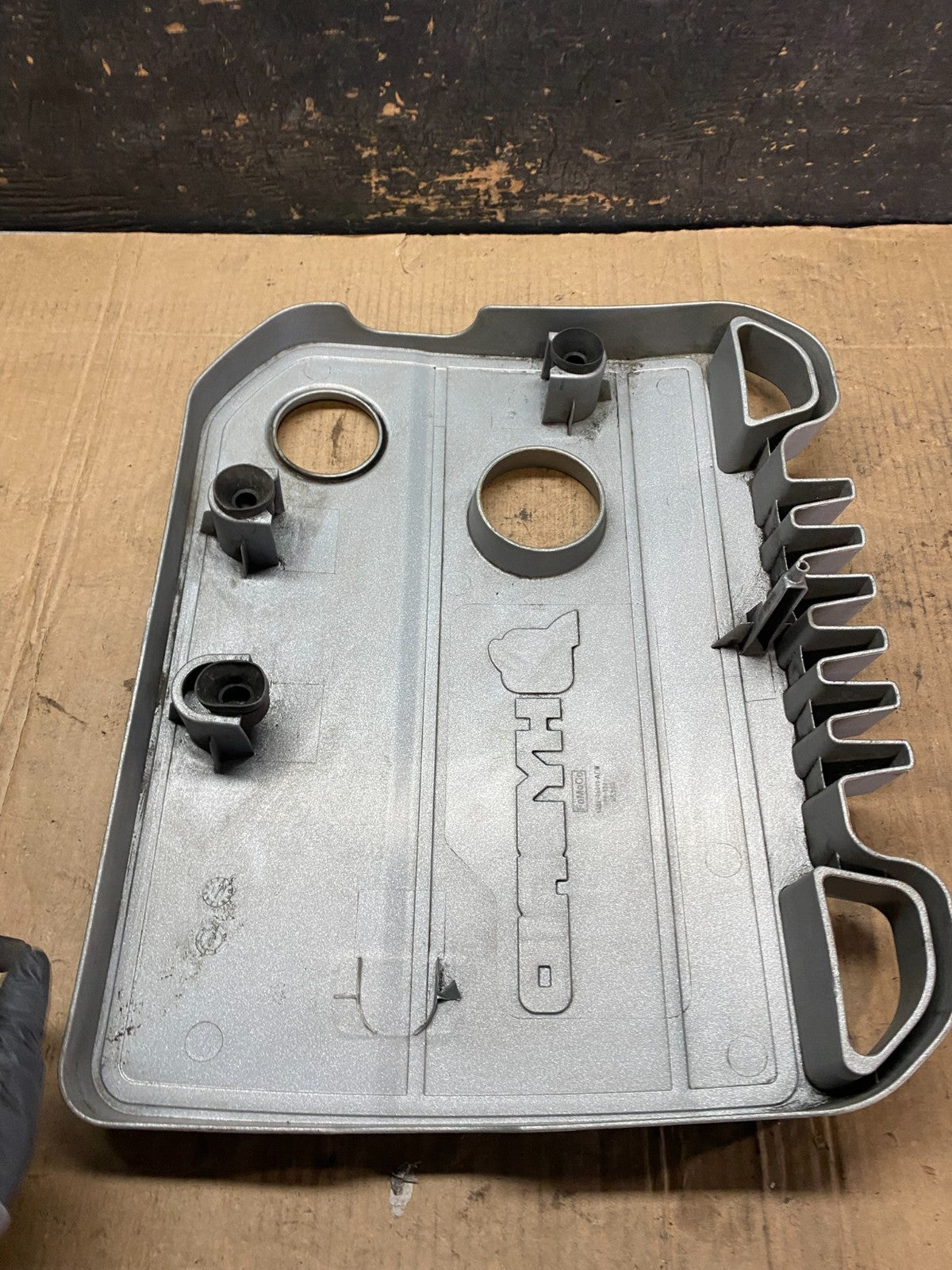 2009 to 2012 Ford Escape Engine Cover 9m6e-6a949-adw T4059 DG6