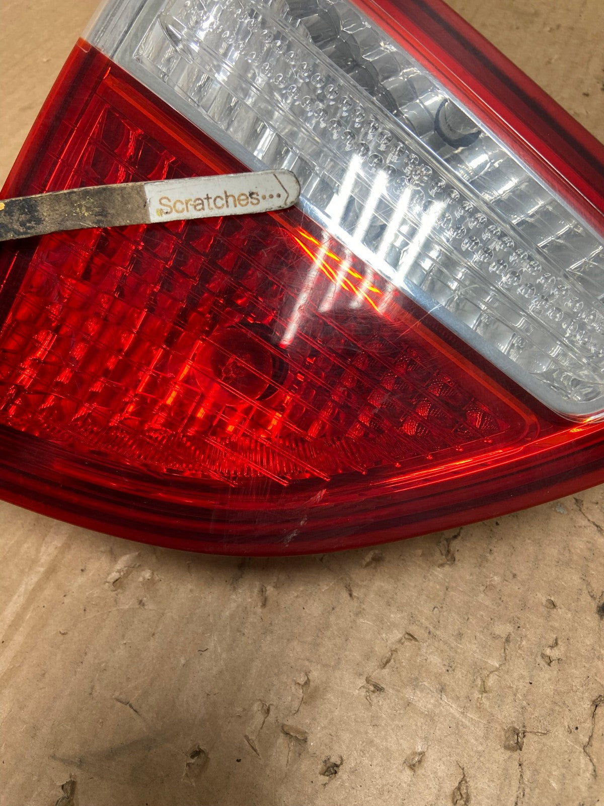 2007 to 2012 Hyundai Veracruz Inner Tail Light Left Driver Side AI5623 LK3