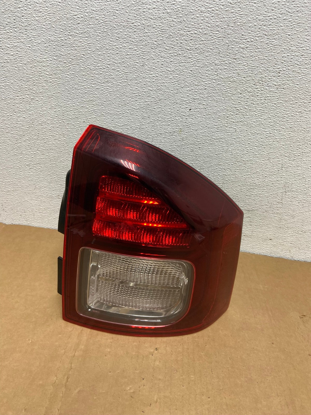 2014 - 2017 Jeep Compass Right Passenger Side Tail Light AC8401 LK0