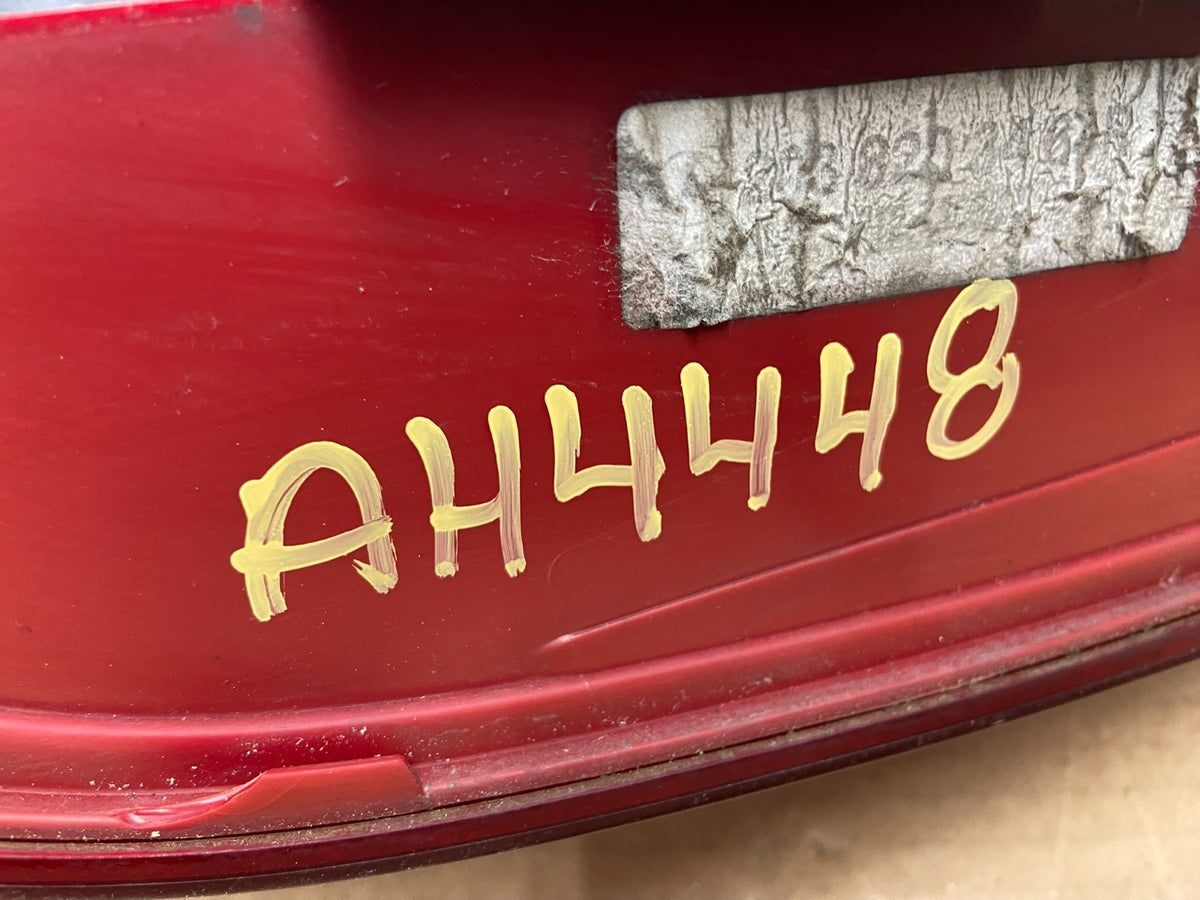 2005-2007 Mercedes-Benz C230 W203 C-Class Right Passenger Tail Light AH4448 DW6