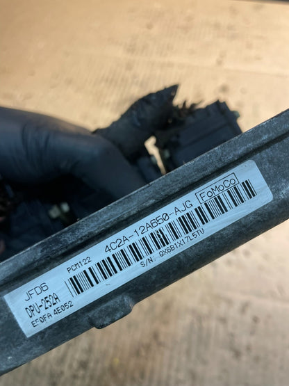 2004 Ford Van E450 6.0L Engine Control Module 4c2a-12a650-ajg u9096 DG3
