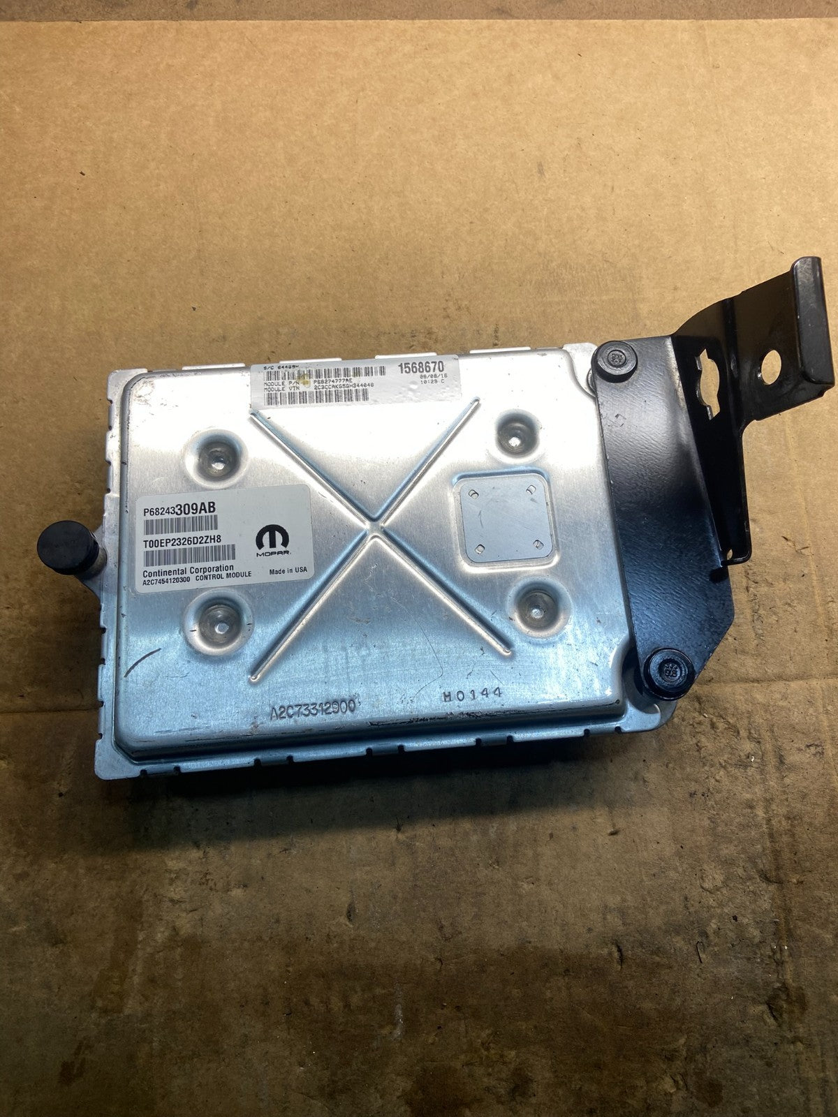 2016 - 2017 Dodge Chrysler 300 Engine Control ECU ECM OEM y4511 DG2