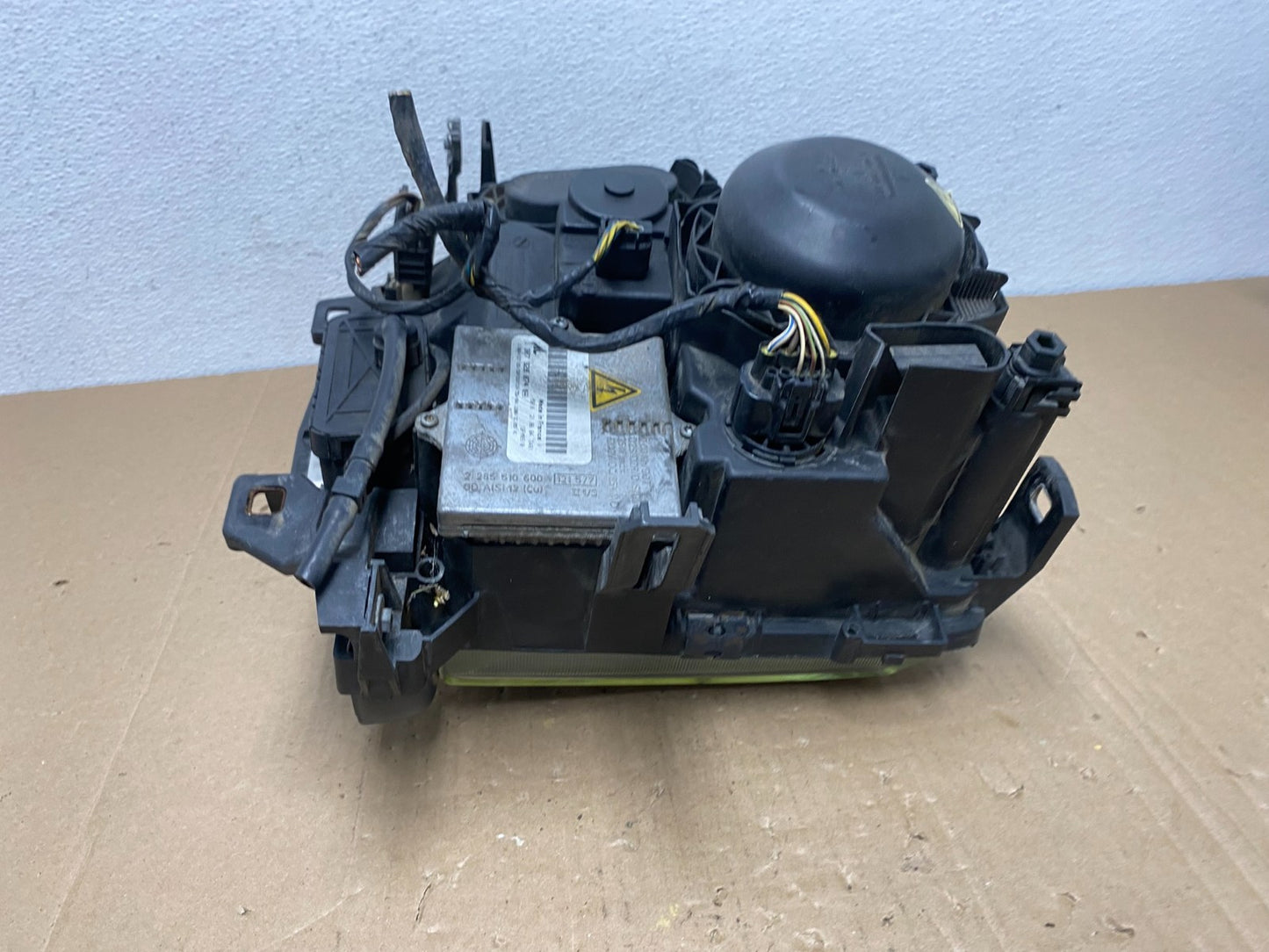 2003 - 2004 Land Rover Range Rover Right Passenger Headlight Xenon HID AC5653 DW6