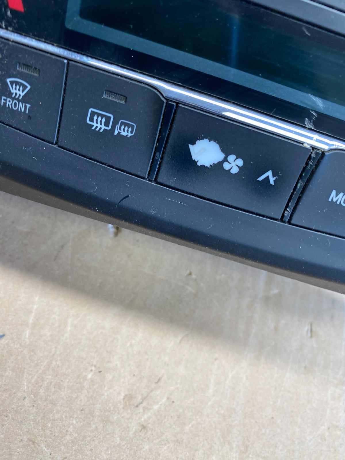2015-2017 Toyota Camry Radio CD Navigation Screen Display AI3169 DG2