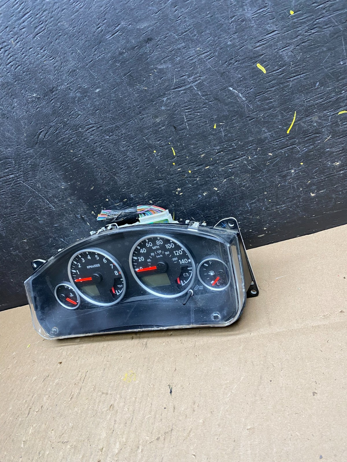 2005-2012 Nissan Pathfinder Xterra Frontier Cluster Speedometer Instrument T49701