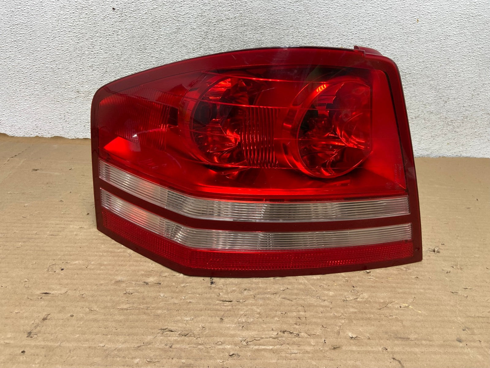 2008 2009 2010 Dodge Avenger Left Driver Lh Side Tail Light AG8311 LK0