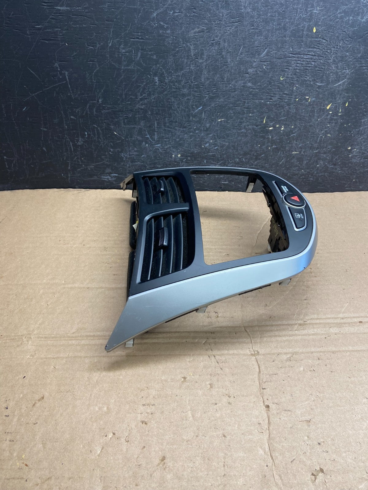 2012 to 2017 Hyundai Accent Center Radio Bezel Air Vent Panel AF1919 DG1