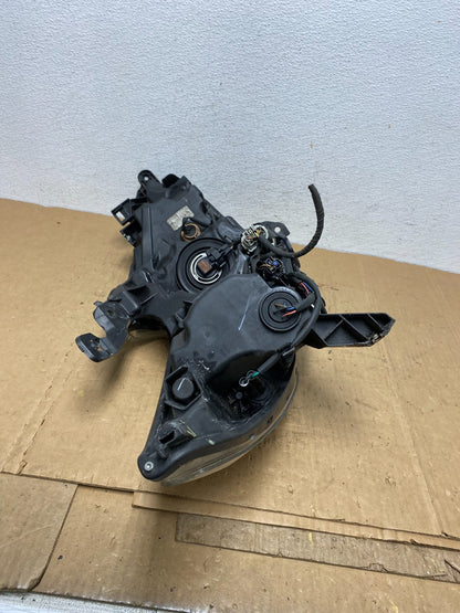 2016 - 2018 Nissan Altima Left Driver LH Halogen Headlight AD1352 DW11