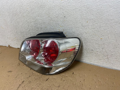 2002 to 2005 Mitsubishi Outlander Right Pssenger RH Side Tail Light OE AH2893 DG2