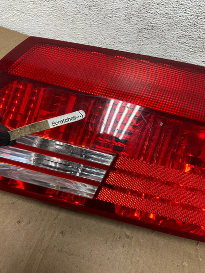 2004-2005 Toyota Sienna Right Passenger RH Side Inner Tail Light AD7920 LK3