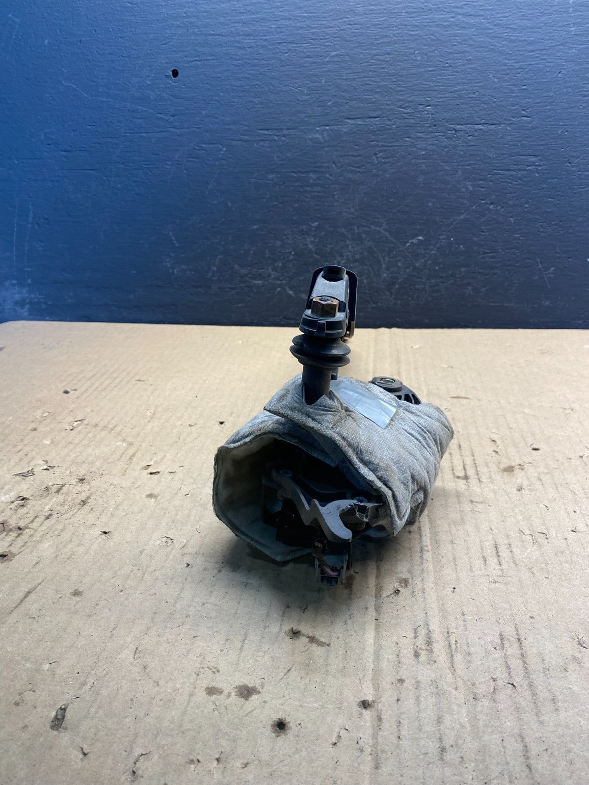 2011 to 2019 Ford Explorer Rear Windshield Wiper Motor OEM ac0997 DG3