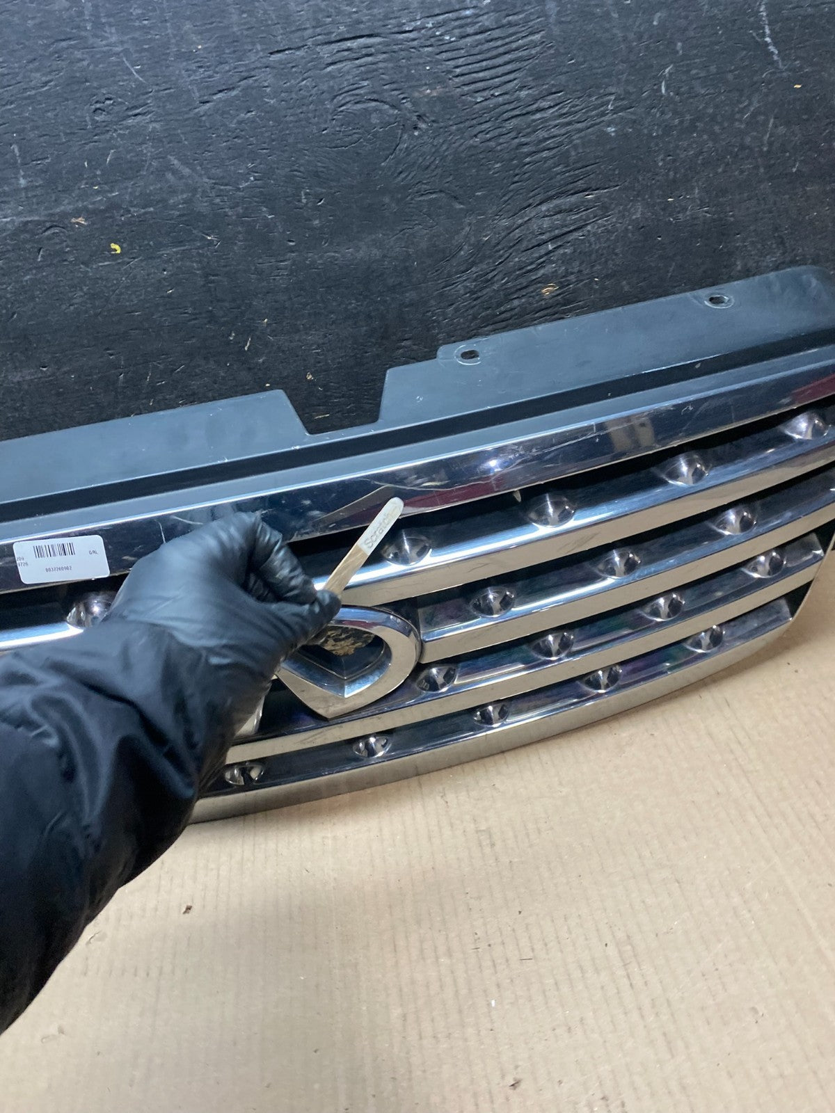 2003 2004 2005 Infiniti FX35 Grill Grille W/ Emblem Oem X7636 DG6