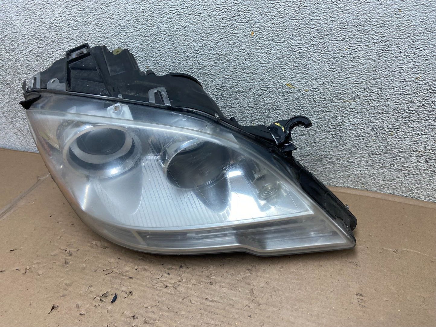 Halogen 2009-2011 Mercedes-Benz ML Class Right Passenger Headlight Oem AB0246 DW1
