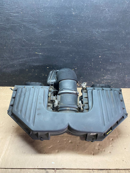 2007 to 2010 BMW E70 X5 N62 Air Intake Cleaner Filter 7548896 U01740