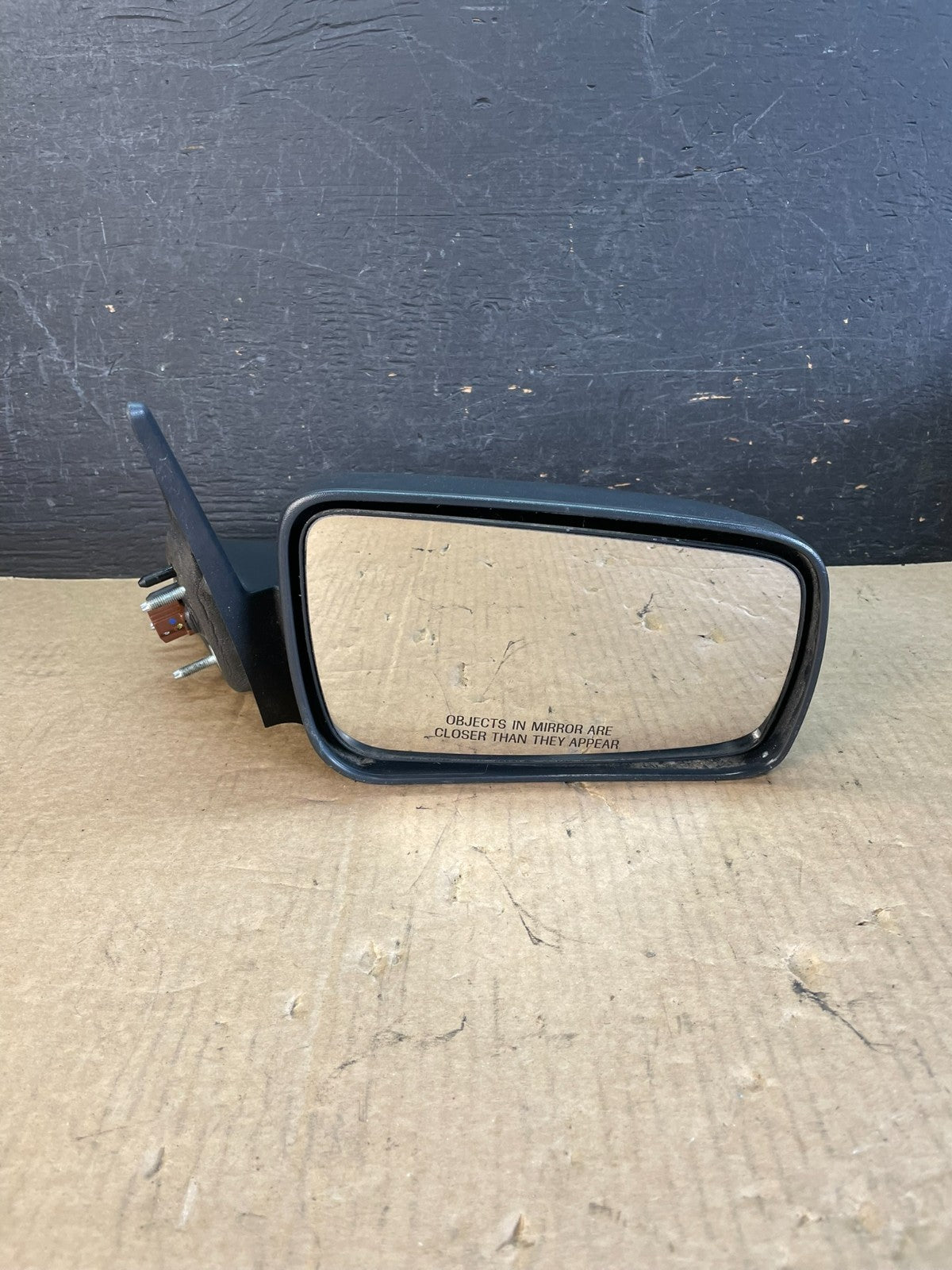 2005 to 2009 Ford Mustang Passenger Right Side View Mirror AF5392 DW7