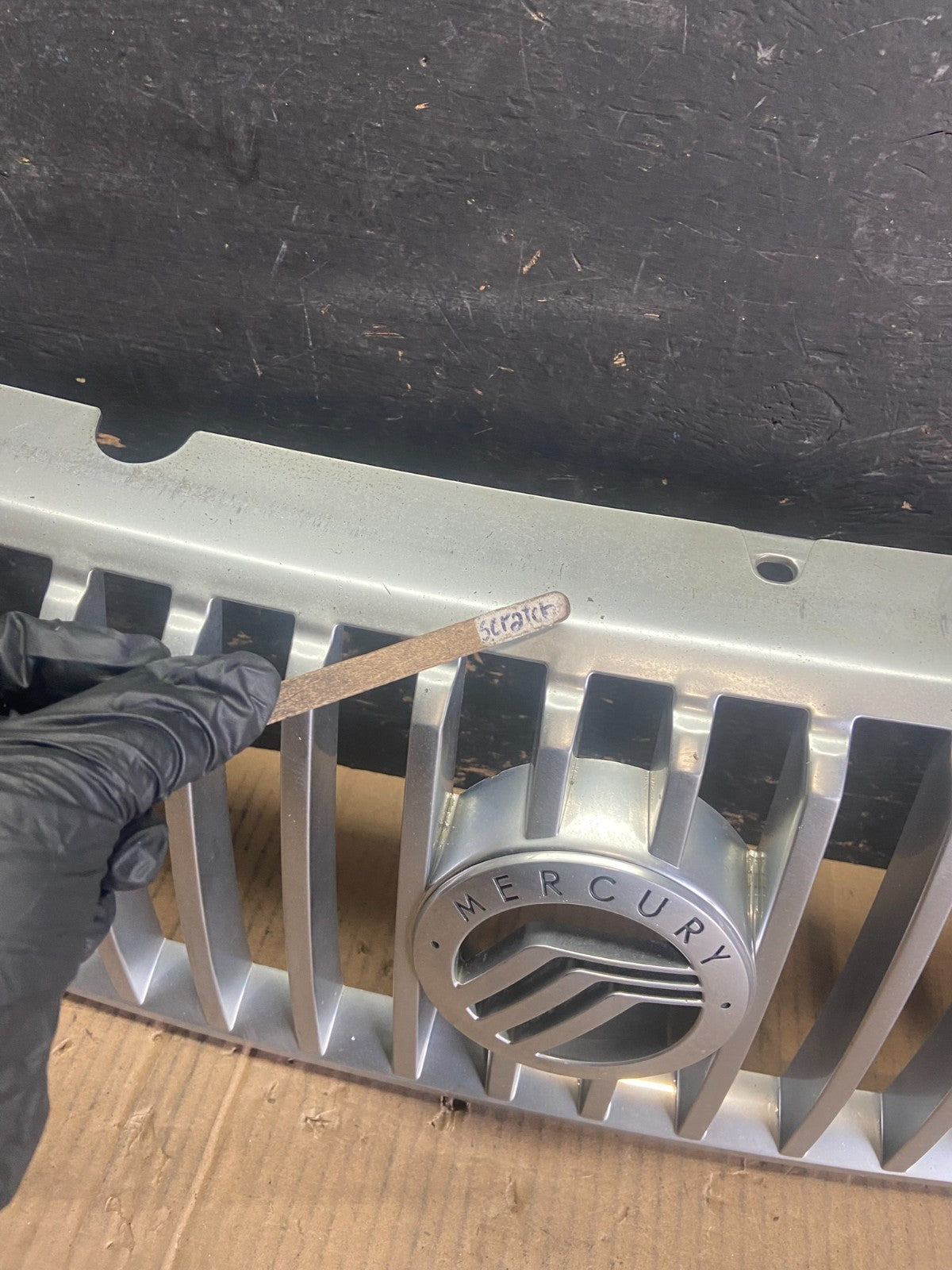 2002 to 2005 Mercury Mountaineer Front Upper Grill Grille Oem r5519 DG4