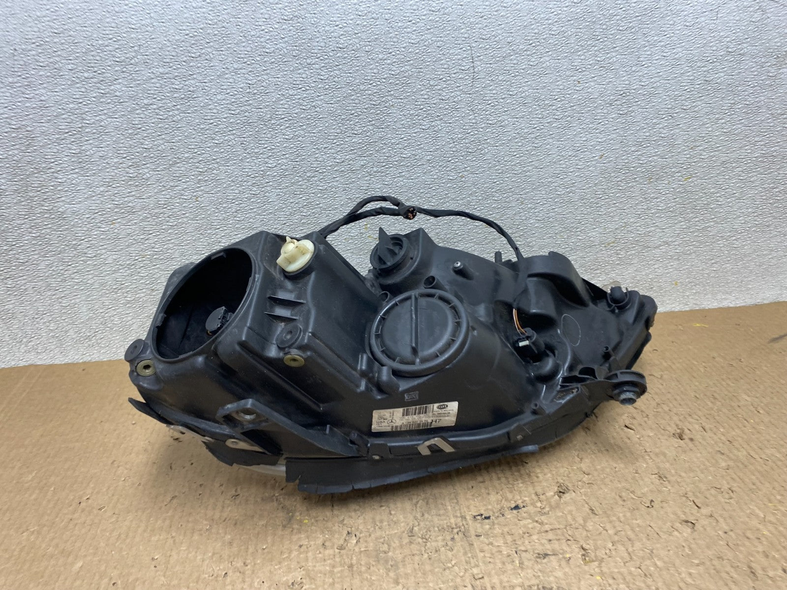 Halogen 2009-2011 Mercedes-Benz ML Class Right Passenger Headlight Oem W7660 DW6