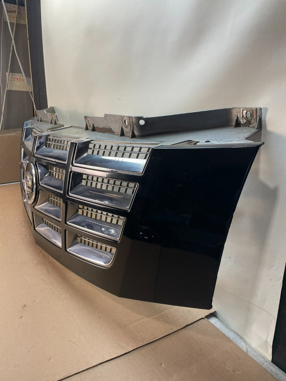2007 to 2014 Cadillac Escalade Front Upper Grille Grill AI4371 DG1
