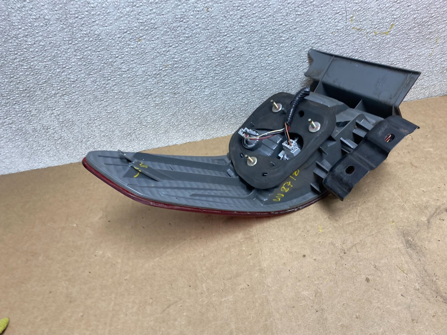 2005 Honda Accord Right Passenger Rh Side Tail Light Oem W8718 DW7