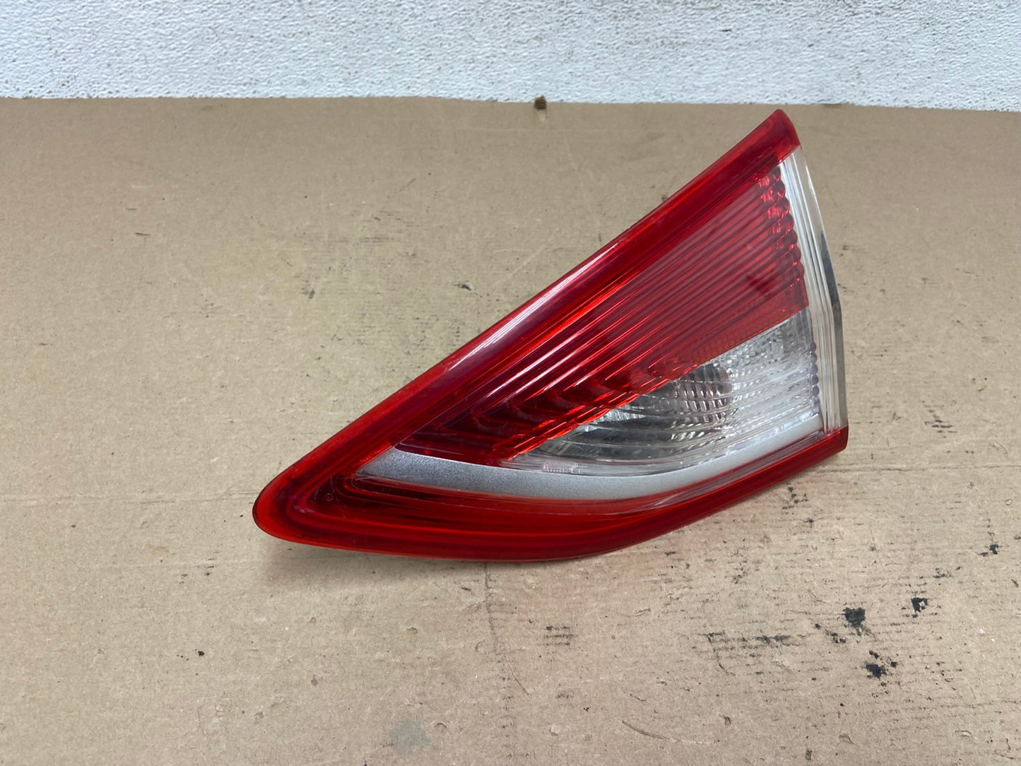 2013 to 2016 Ford Escape Right Passenger RH Side Inner Tail Light AF4603 LK2