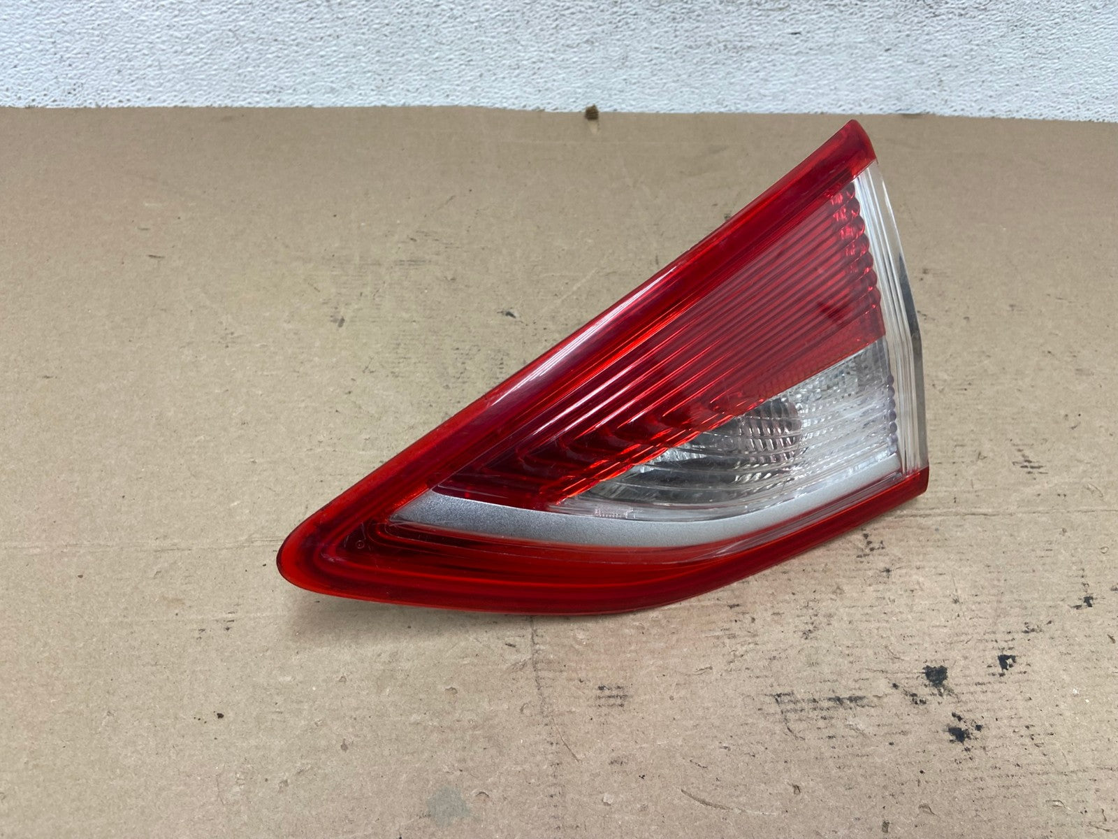 2013 to 2016 Ford Escape Right Passenger RH Side Inner Tail Light AF4603 LK2