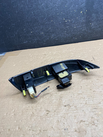 2004 to 2010 Toyota Sienna Left Side Climate Switches Bezel Trim ag8399 DG3