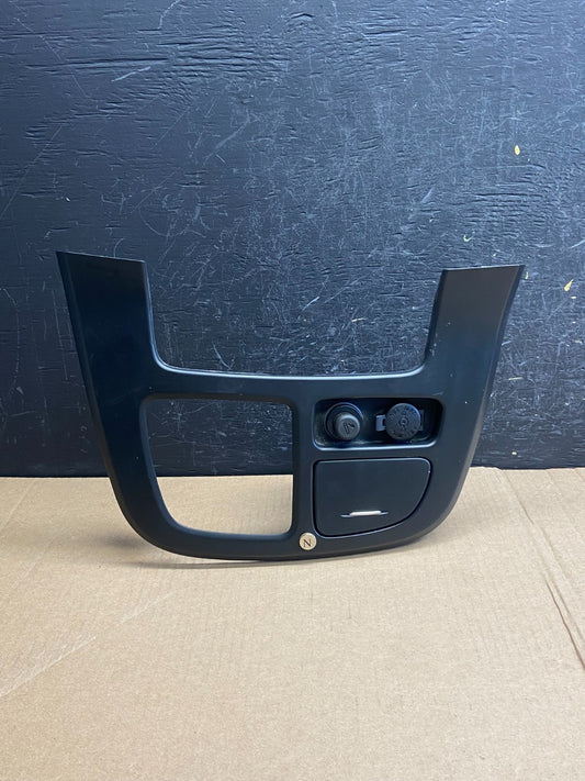 2006-2012 Hyundai Entourage Center Console Gear Shifter Bezel Astray AE4346 DG0